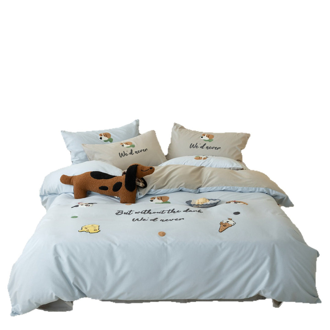 Reversible cotton bedding set with fine Christmas embroidery and satin finish reverse side