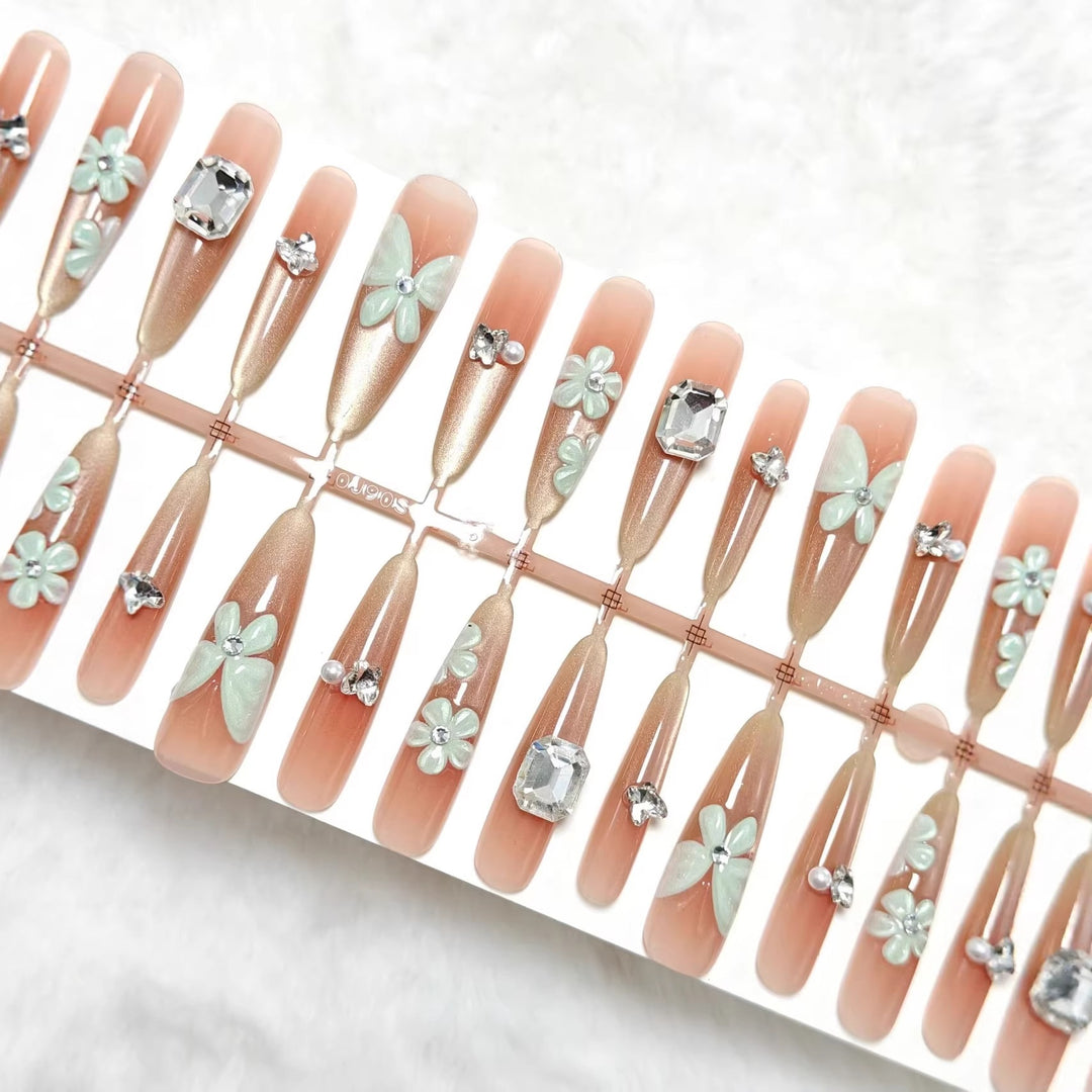Artificial nails with floral and glamorous design Kalsten