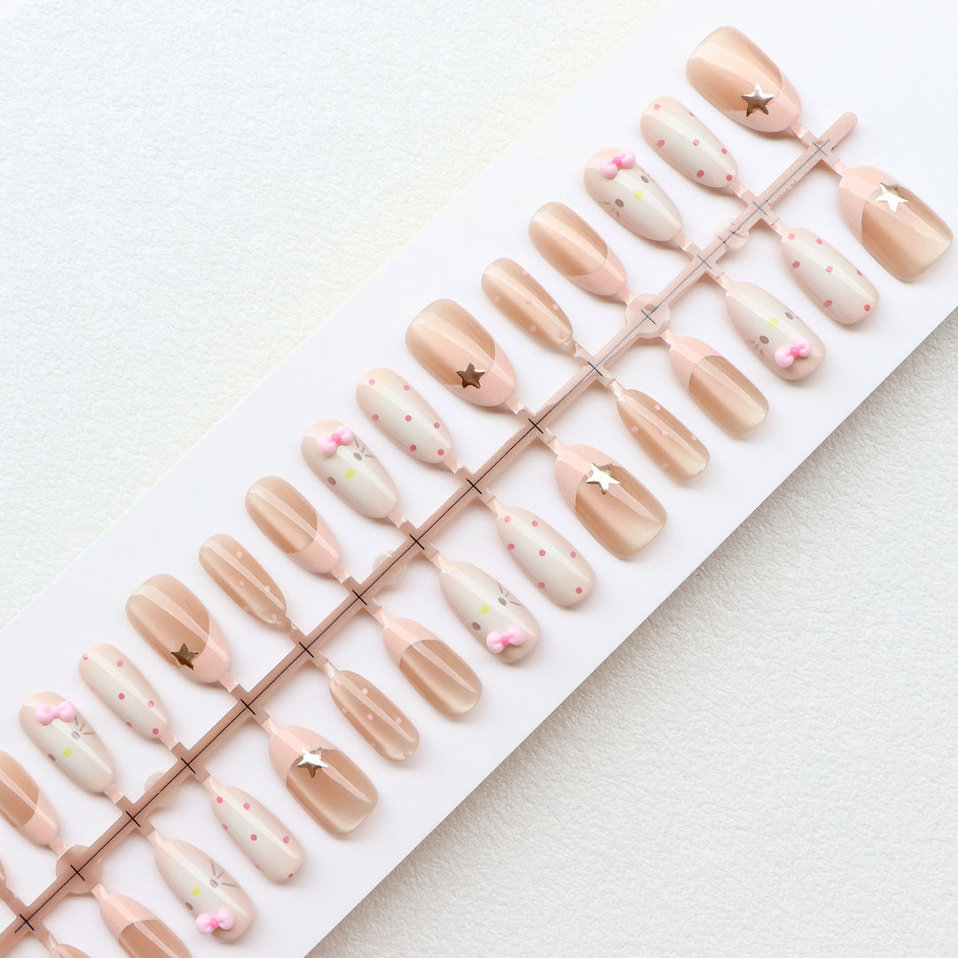 Elegant Minimalist Press-On Nail Set Kalsten