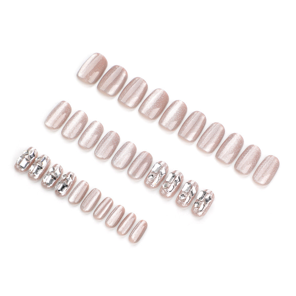 Artful nail extensions with glamorous glitter design Kalsten
