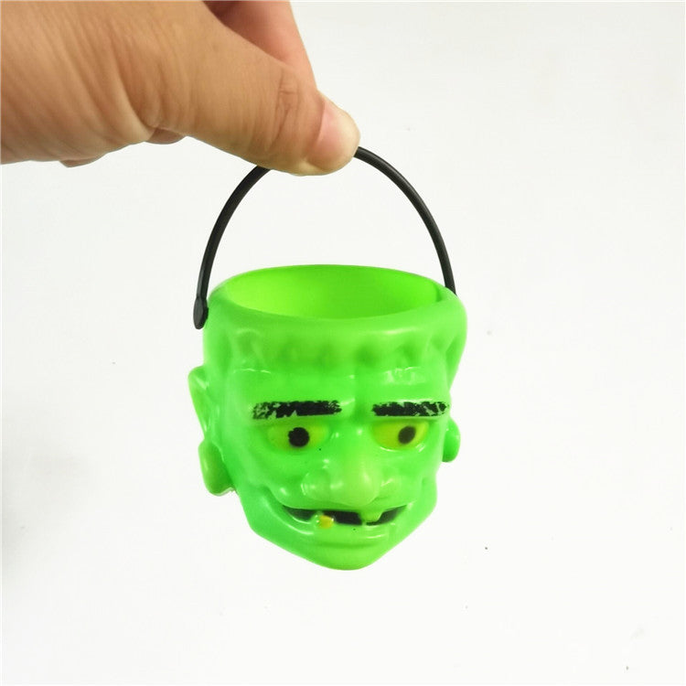 Halloween-Themed Trick-or-Treat Candy Bucket Kalsten