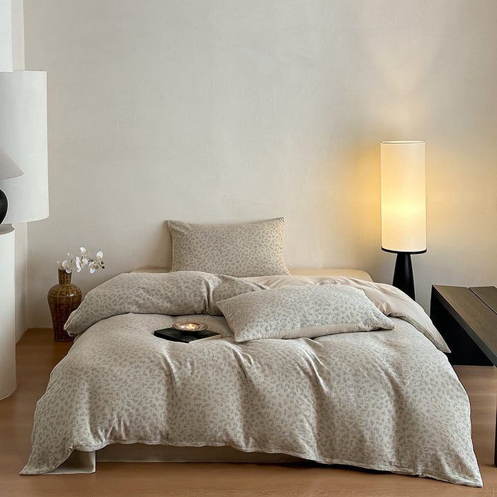 Bed linen set made of washed cotton-linen with subtle leopard print