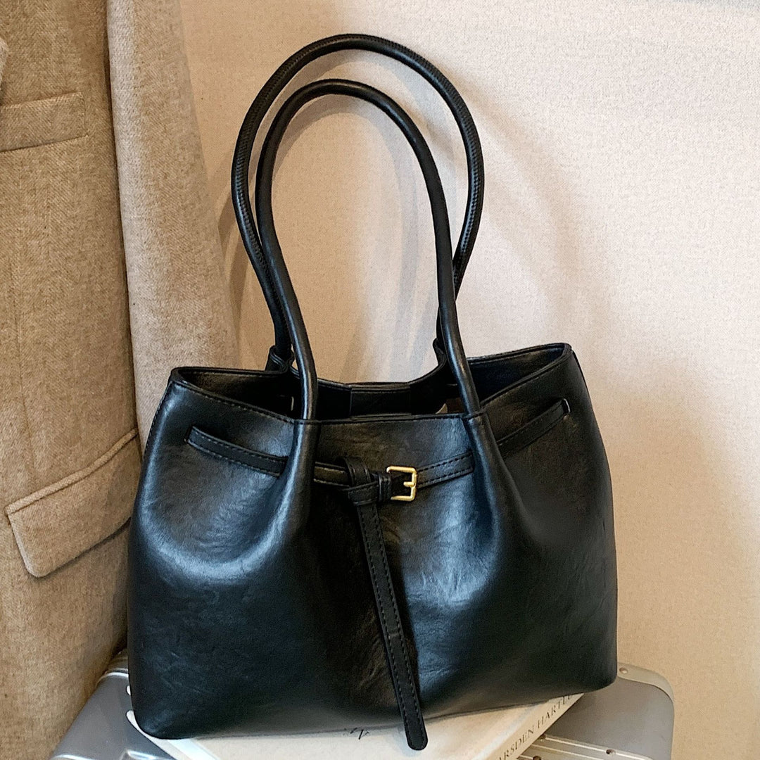 Luxurious Leather Shoulder Tote