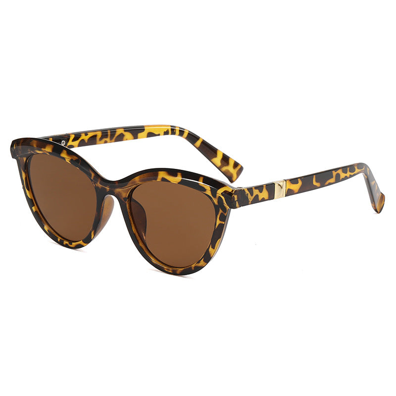 Ladies elegant Cat-Eye sunglasses with stylish metal frame Kalsten
