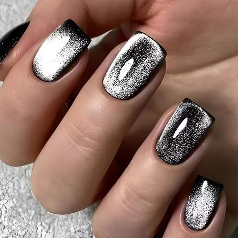 Fashionable artificial nails with high gloss and glamorous finish Kalsten