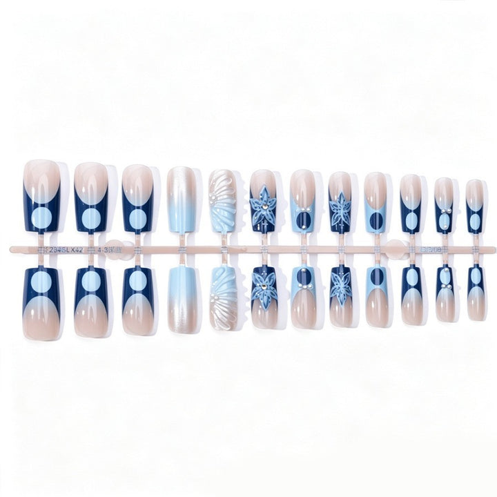 Artificial nail set with floral and elegant decorations Kalsten
