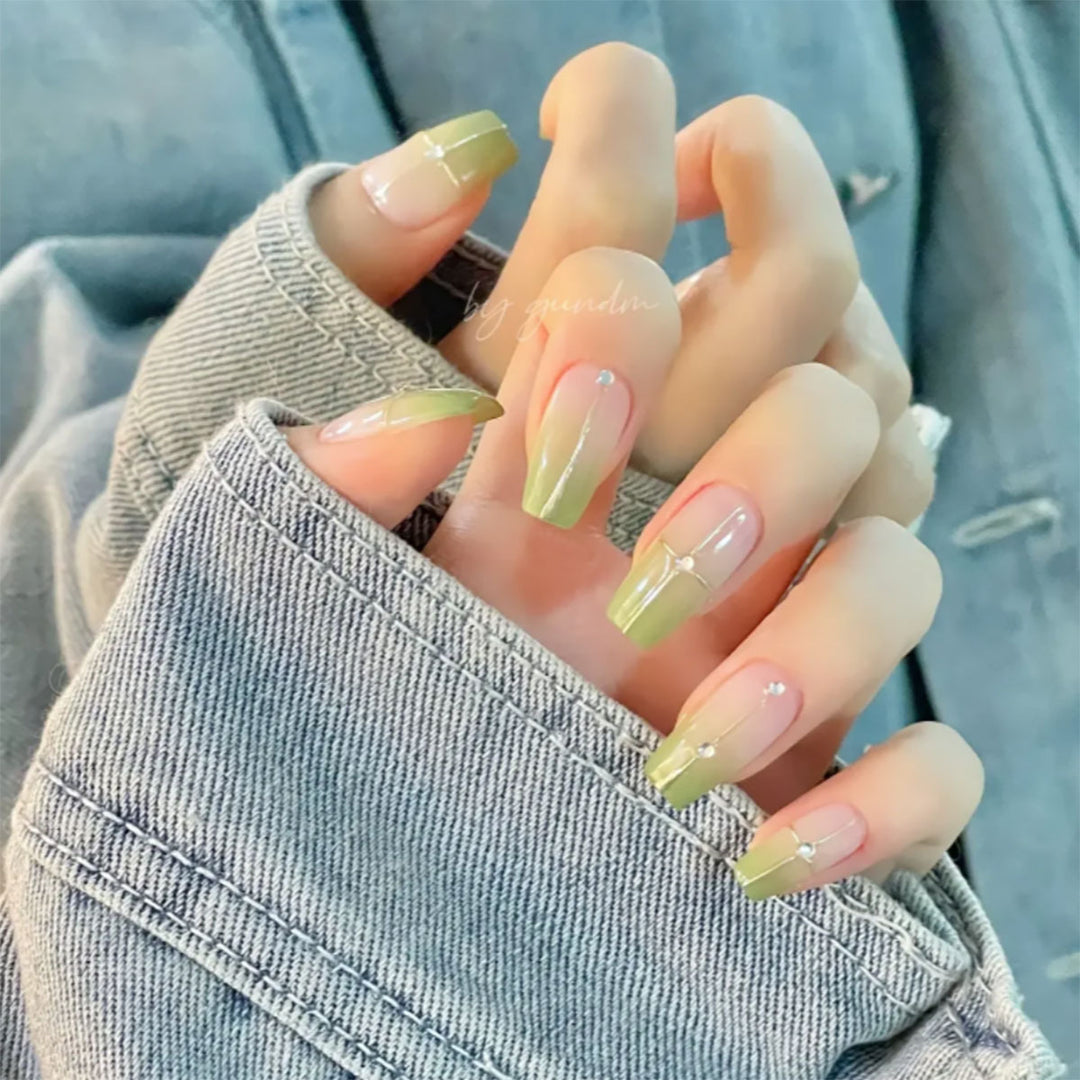 Stylish Acrylic Nail Art