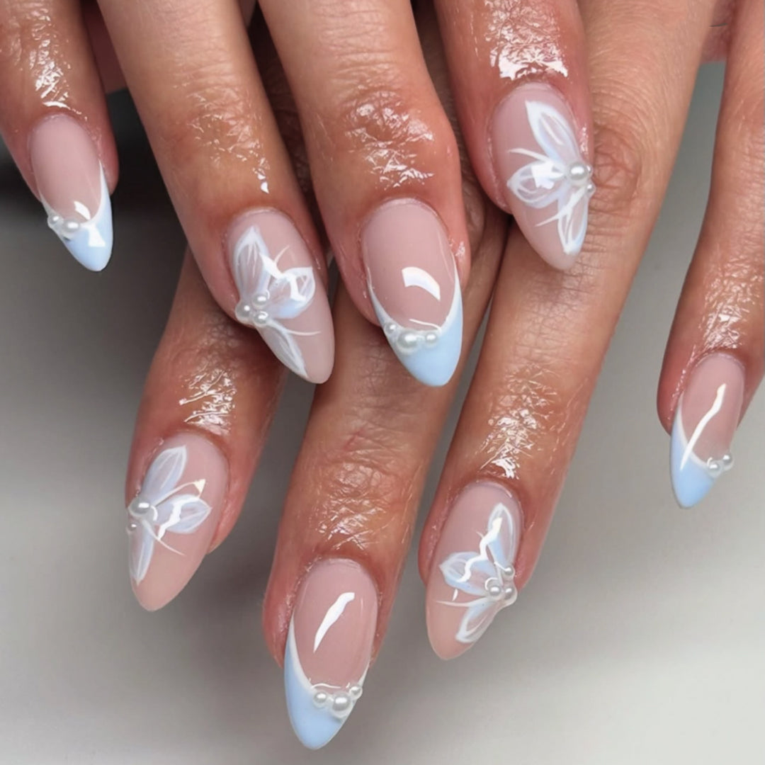 Elegant artificial nails with floral accents and glamorous design Kalsten