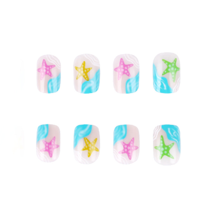 Artistic Beach-Themed Nail Art Kalsten