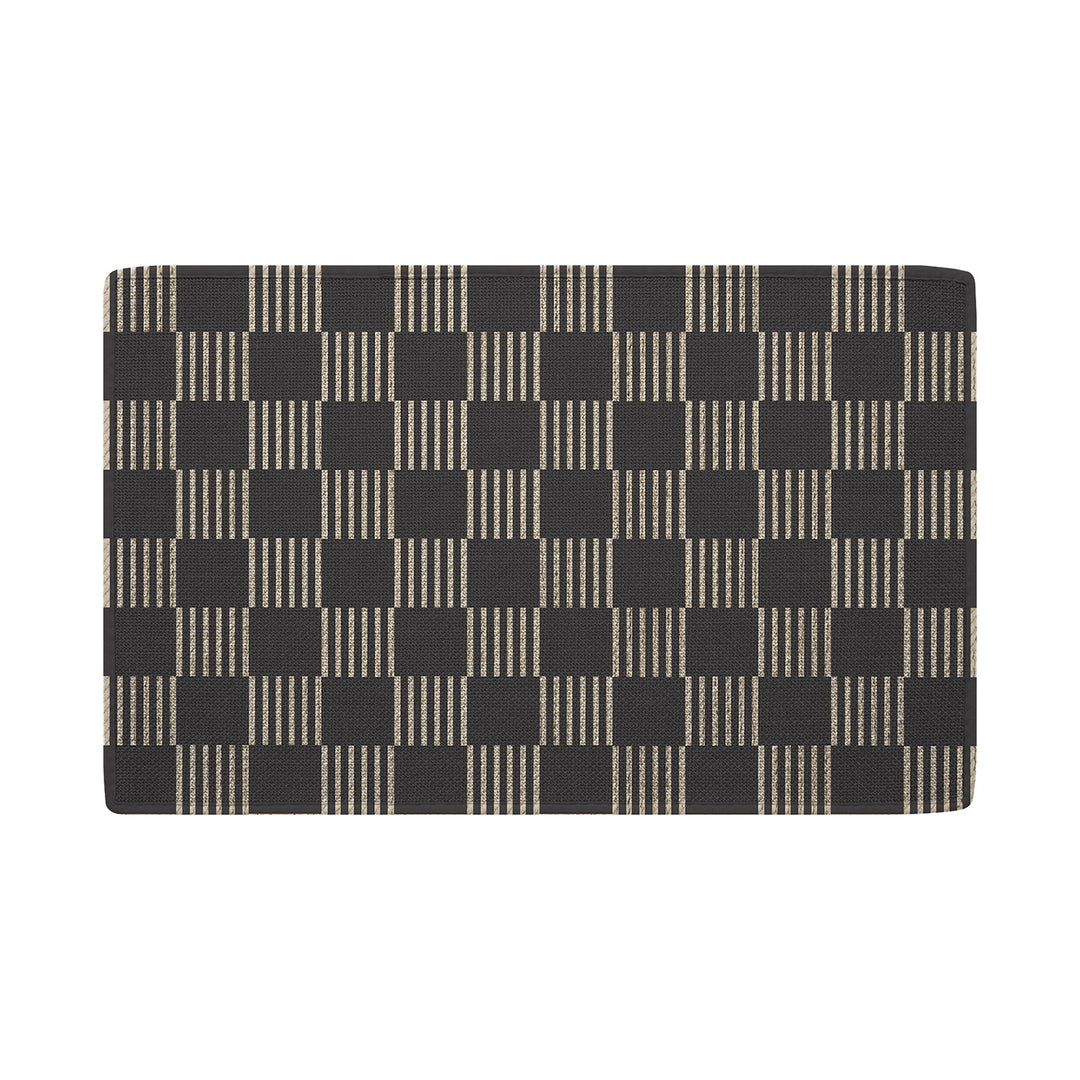 Stylish Checkered Indoor Area Rug