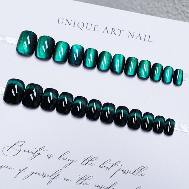 Elegant Press-On Nail Art Set with Gradient Finish