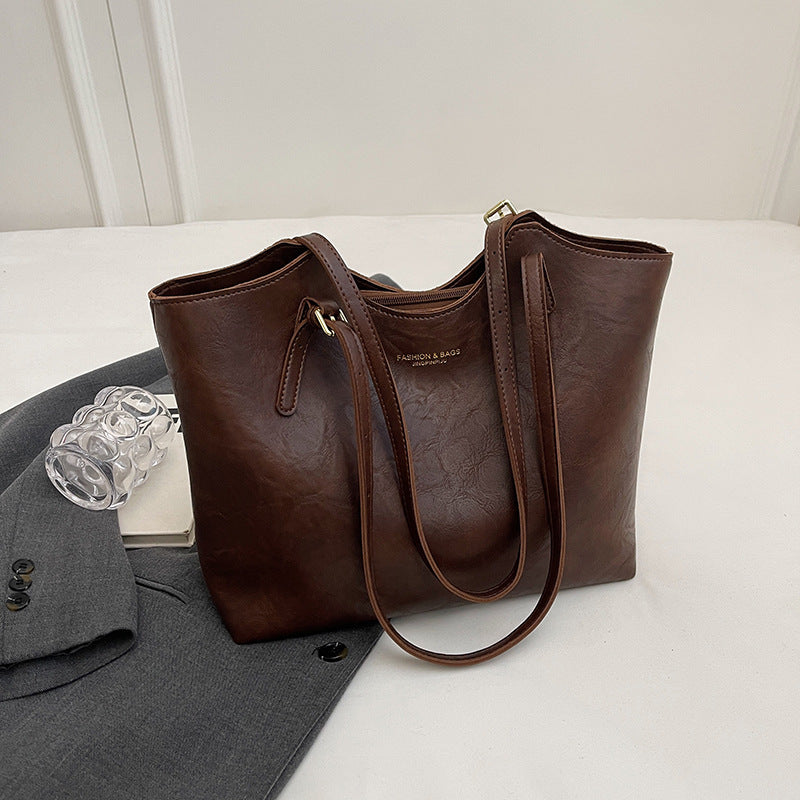 Elegant Leather Tote Kalsten
