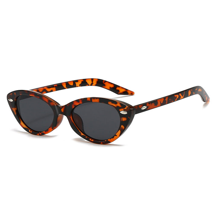 Vintage-Inspired Cat-Eye Sunglasses Kalsten