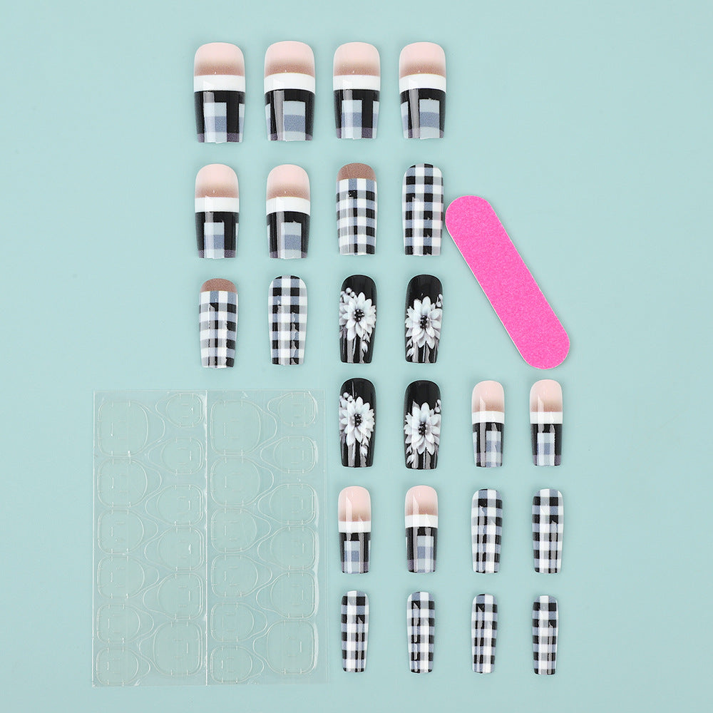 Creative artificial nails with stylish checkered patterns and floral design Kalsten