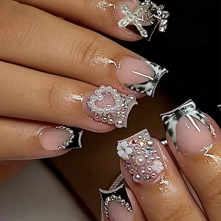 Artificial nail set with detailed 3D beads and glamorous design Kalsten