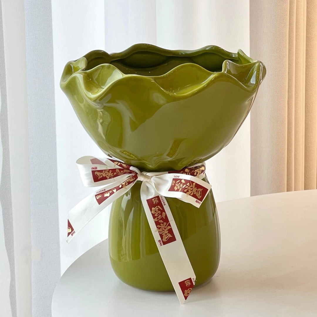 Decorative Floral Shaped Vase for Home Decor