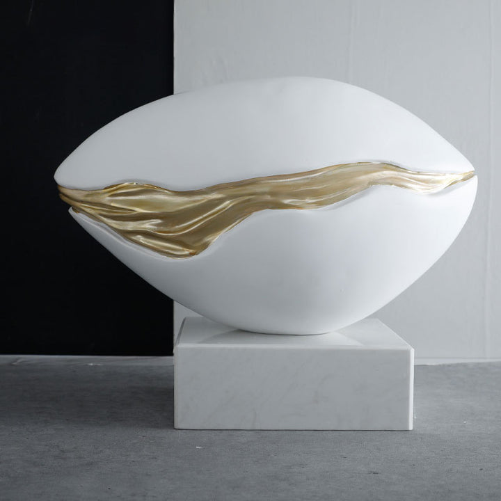 Artistic Shell-Inspired Sculpture