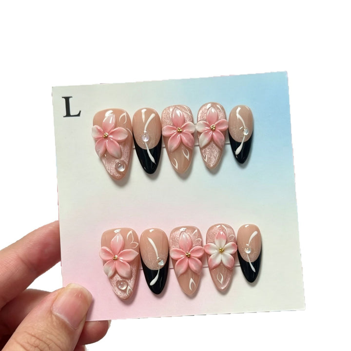 Artistic Floral Nail Design Set
