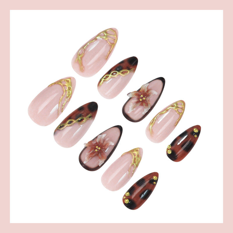 Artificial nail set with elegant floral accents and sparkling design Kalsten
