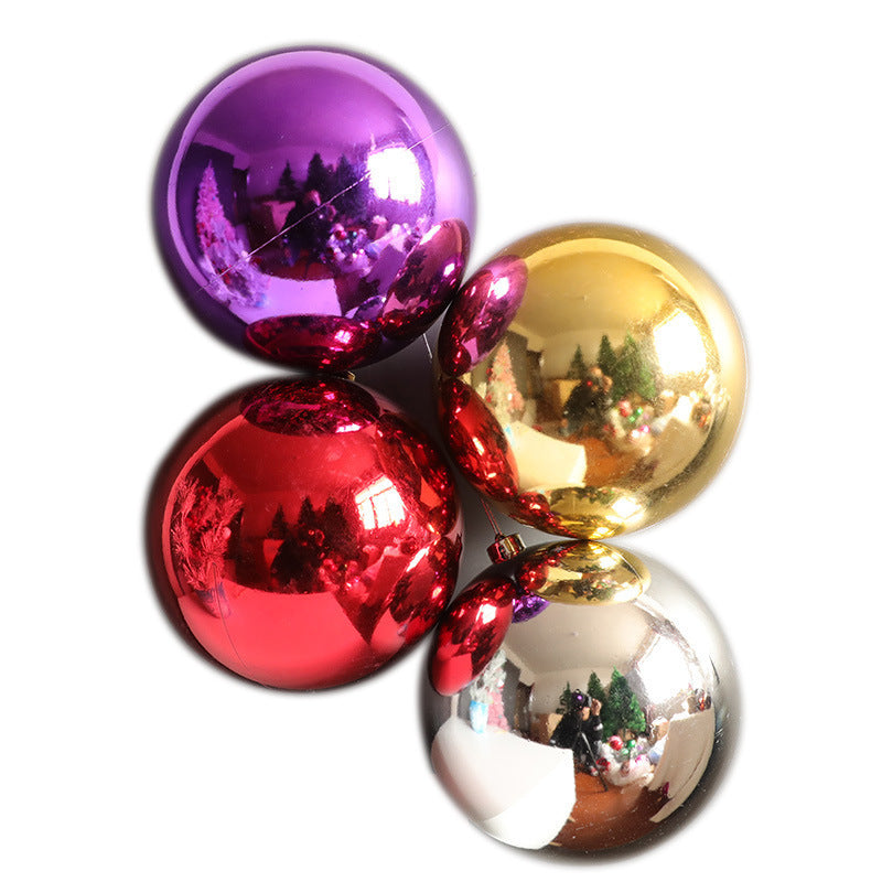 Decorative Shiny Christmas Baubles Kalsten
