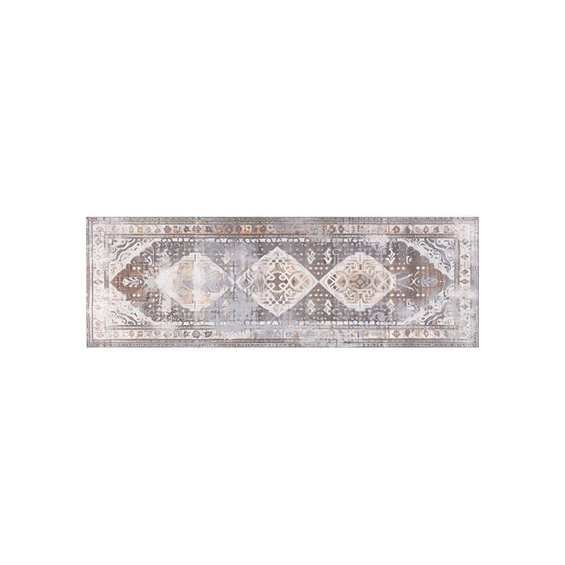 Vintage-Inspired Runner Rug Kalsten