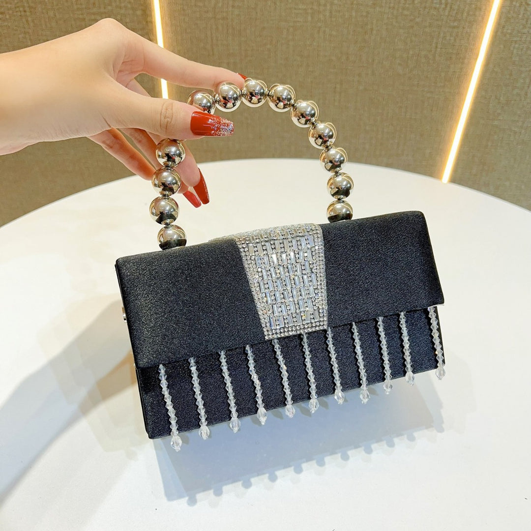 Vintage-Inspired Beaded Evening Handbag
