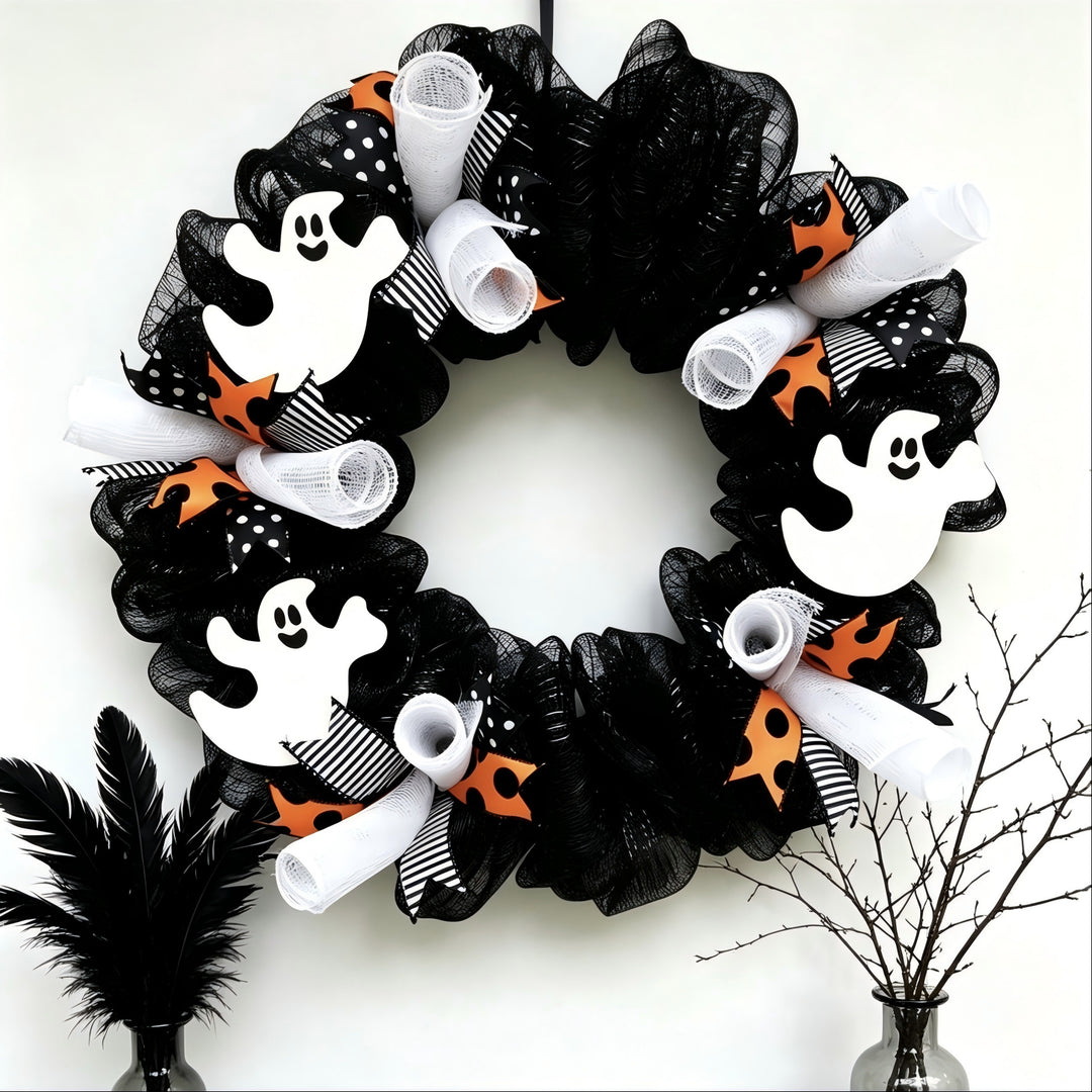 Halloween-Themed Decorative Wreath