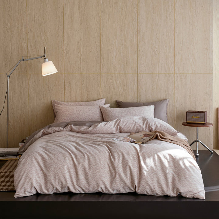 Luxurious cotton satin bedding set with fine jacquard pattern