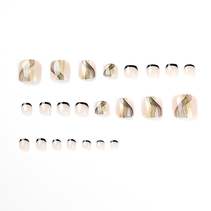 Artful toenail art with elegant wave design Kalsten