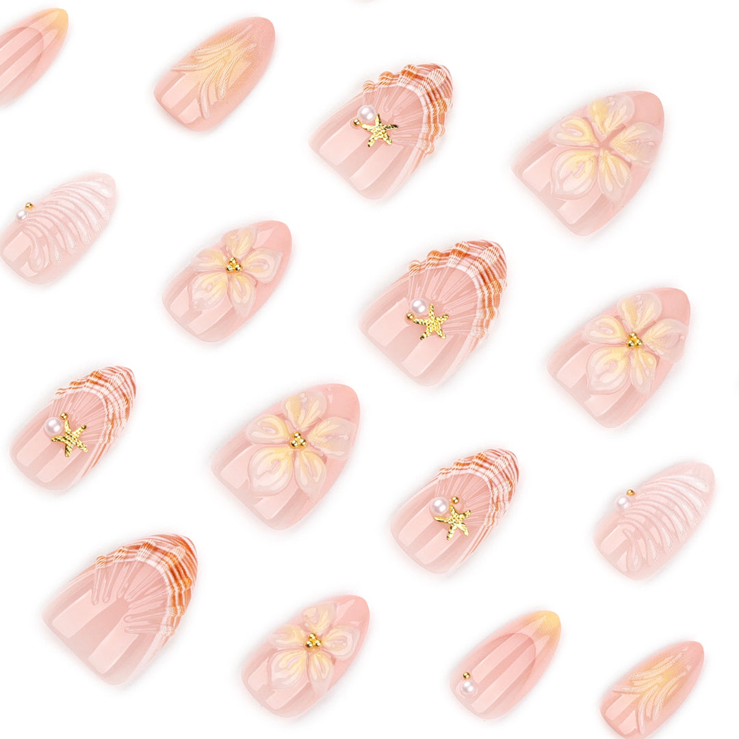 Artful nail art with floral motifs and elegant accents Kalsten