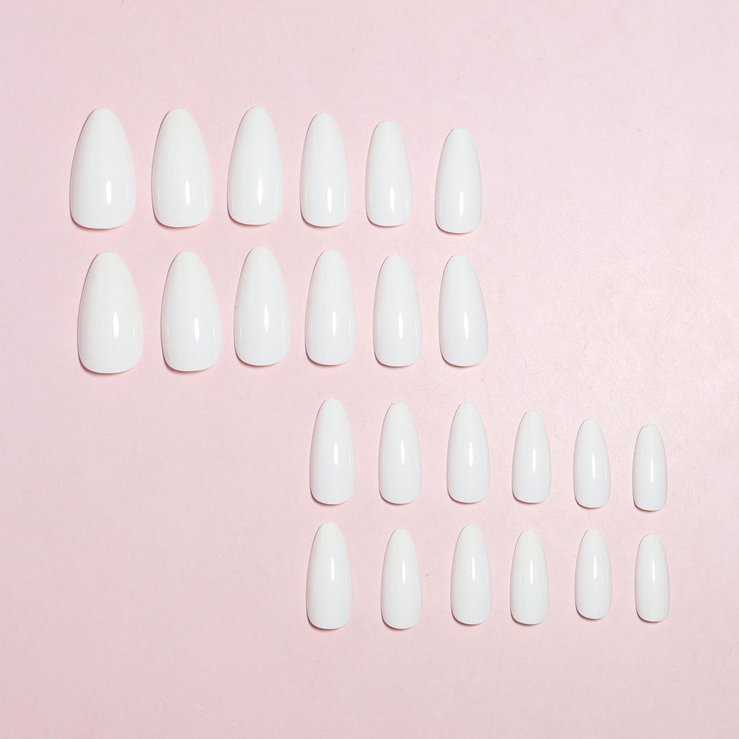 Elegant DIY Press-On Nail Set Kalsten