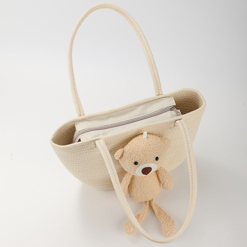 Women's handbag with cute cuddle bear accent Kalsten