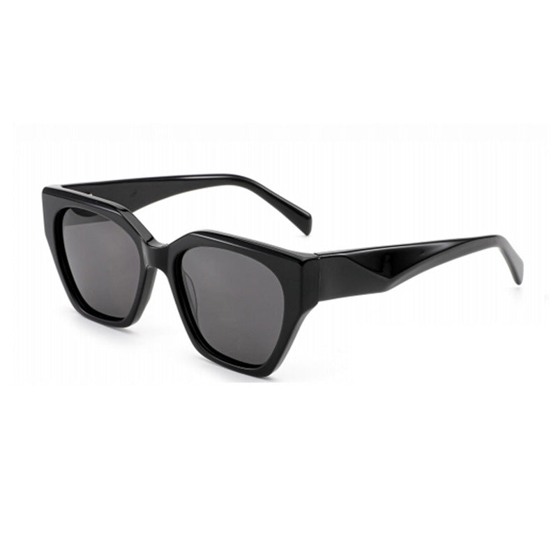 Ladies fashionable sunglasses in modern designer style Kalsten
