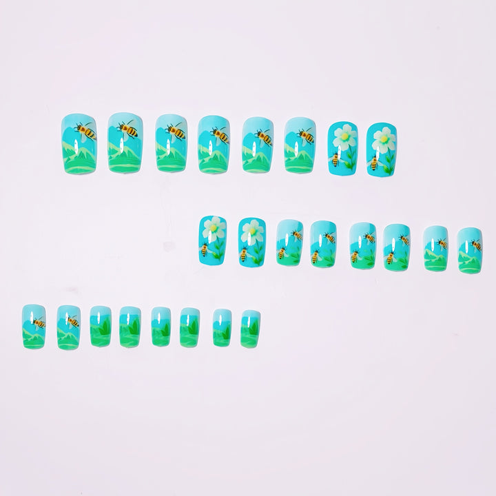 Nature-Inspired 3D Nail Art Kalsten