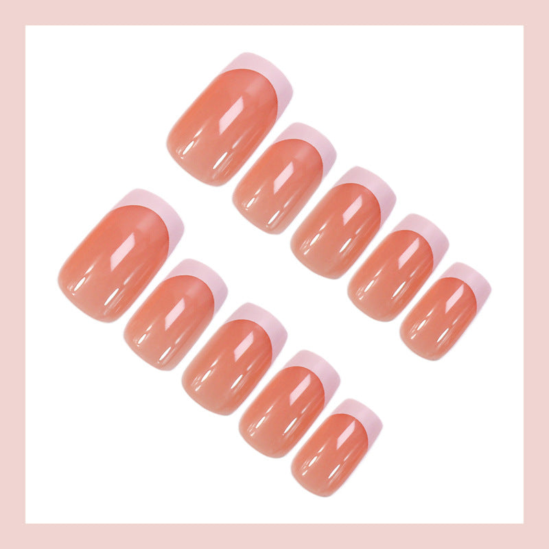 Nail set with elegant French tip and sparkling accents Kalsten