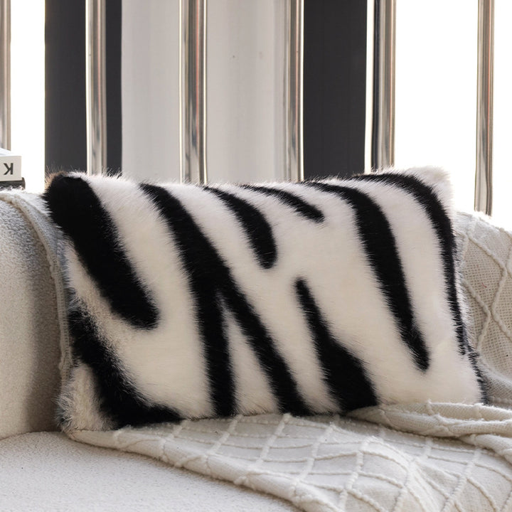 Rectangular decorative cushion with bouclé tweed structure Kalsten