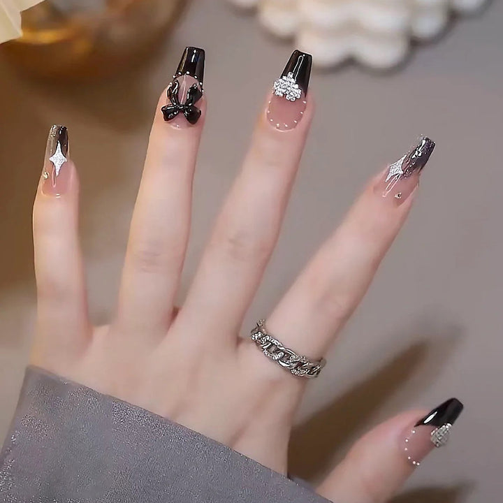 Glamorous Decorative Press-On Nail Art