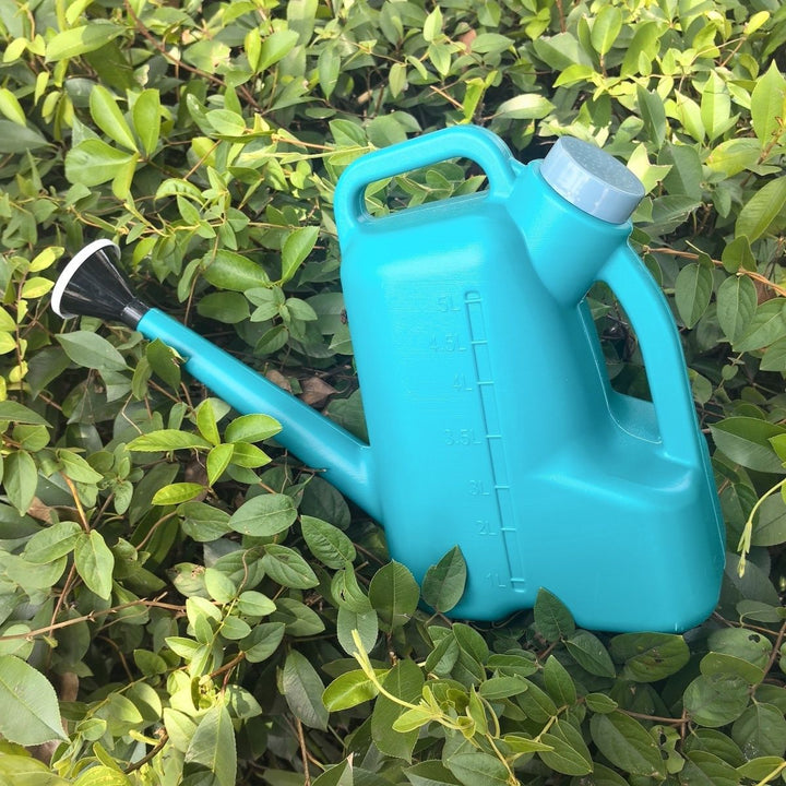 Ergonomic Plastic Watering Can Kalsten