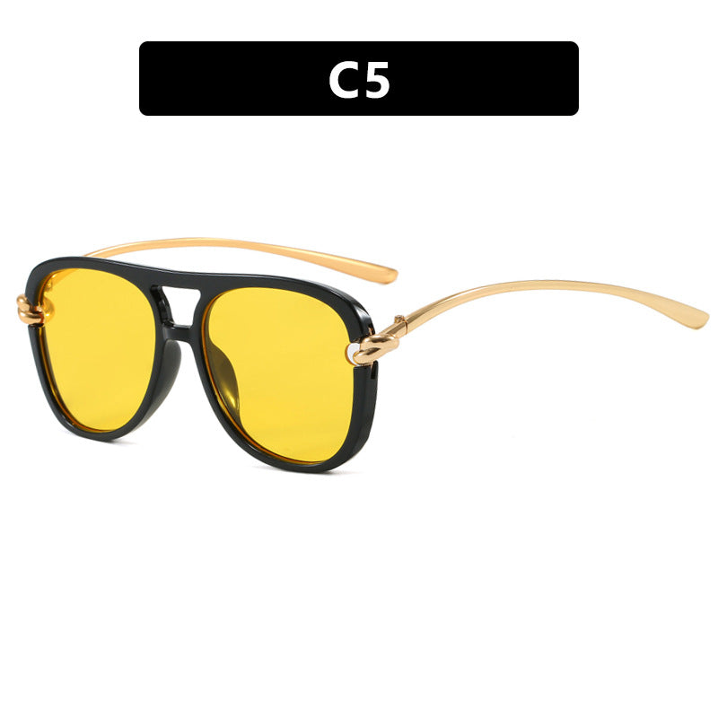 Women's sporty sunglasses with wide plastic frame and UV protection Kalsten