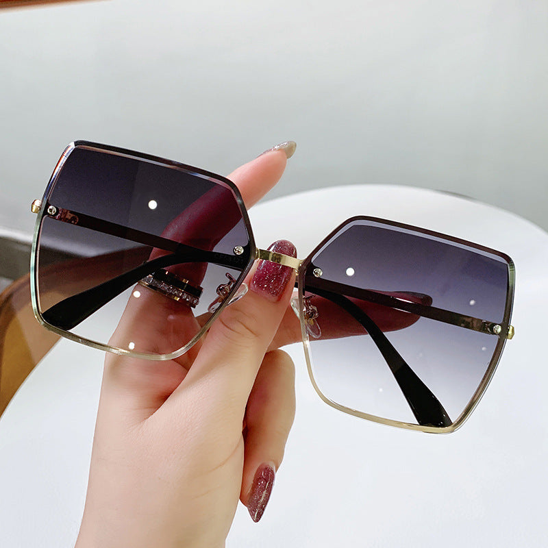 Ladies fashionable square sunglasses with polarized lenses Kalsten