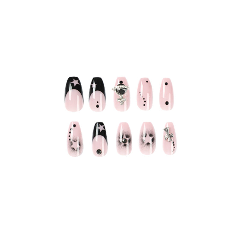 Glamorous nail art with star motifs and glitter accents Kalsten