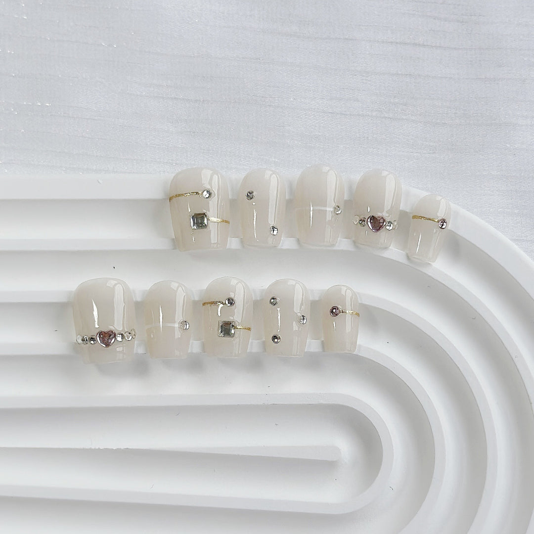 Butterfly-Embellished Press-On Nail Set
