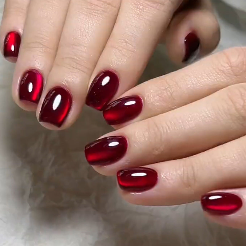 Artful artificial nails with shiny finish Kalsten