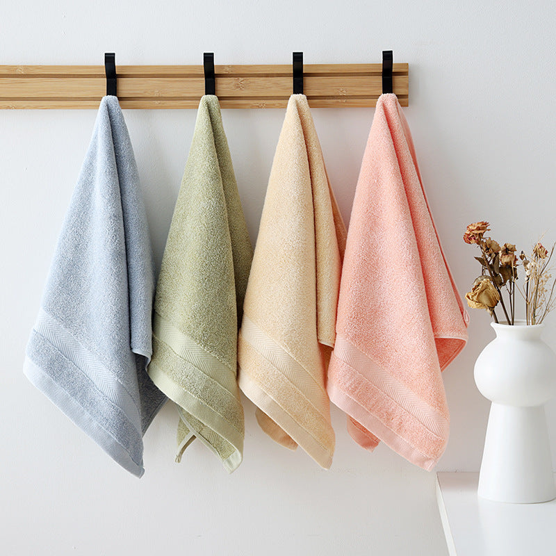 Plush Long-Staple Cotton Bath Towel With Dense Terry Pile And Chevron Dobby Border