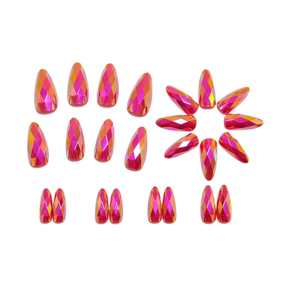 Eye-catching 3D art nails in crystal design Kalsten