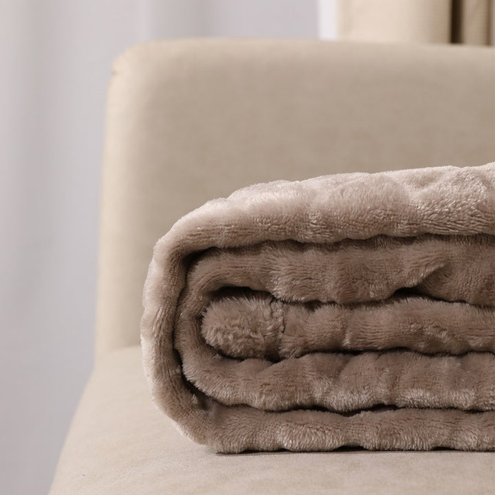 Premium Fleece Diamond Quilted Throw Blanket