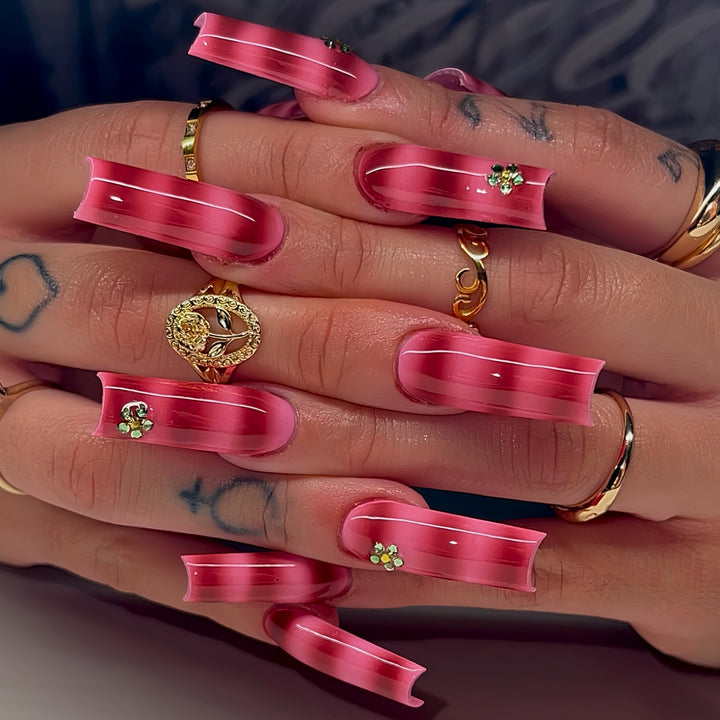 Fancy Decorative Press-On Nail Set Kalsten