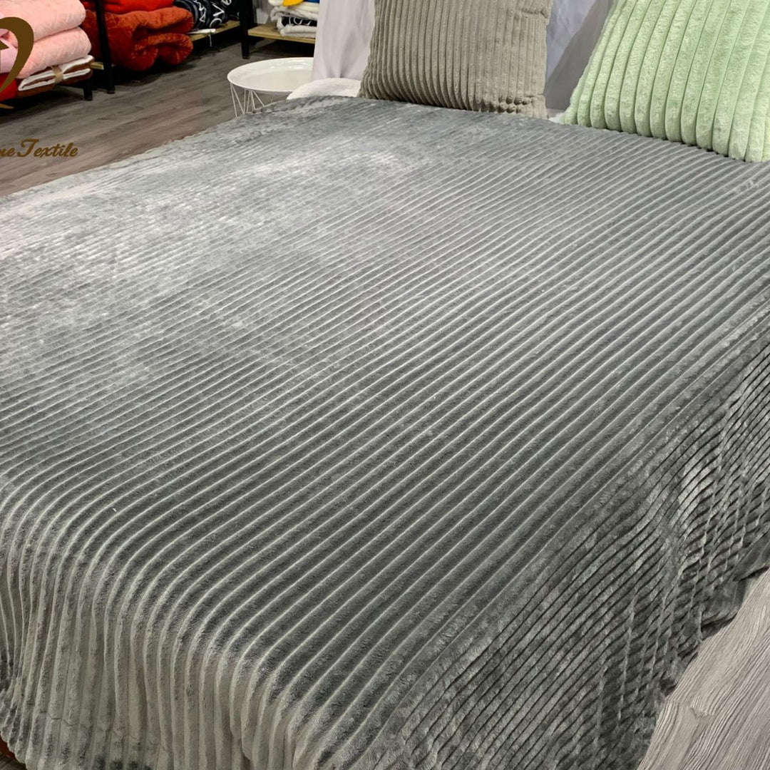 Luxurious Ribbed Velour Throw Blanket
