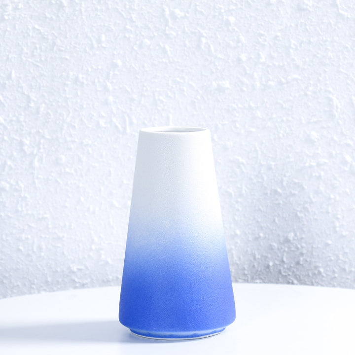 Modern Textured Ceramic Flower Vessel Kalsten