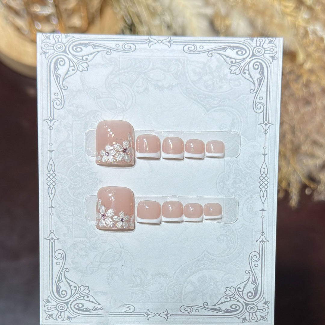 Floral-Themed Decorative Press-On Nail Set Kalsten
